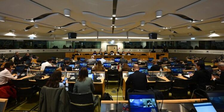 CALM bate alarma la Bruxelles, pe reforma teritorială: „Primarii sunt puși în situația să se autolichideze benevol”