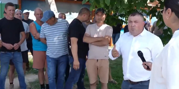 «Мы боремся за то, чтобы не дорожали хлеб, электроэнергия и лекарства». Депутат Нашей Партии Сергей Иванов обратился к гражданам и объяснил, почему заблокировали таможенный пункт Скулень