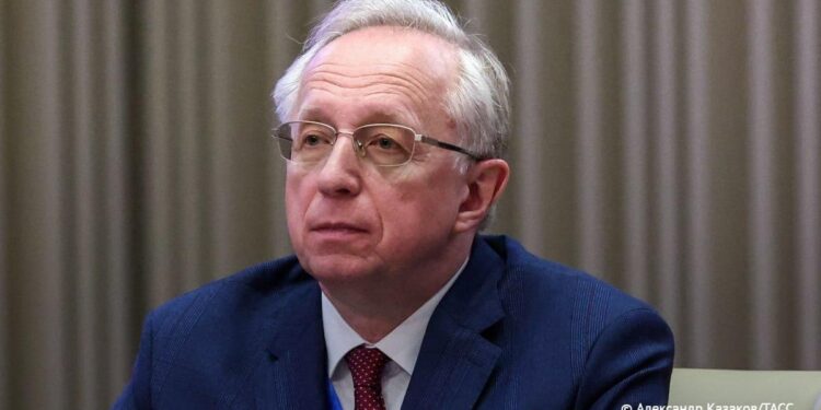Galuzin: Moldova se transformă într-un hub logistic pentru aprovizionarea Ucrainei