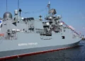 Российский фрегат сделал предупредительные выстрелы в сторону британской яхты в Ла-Манше