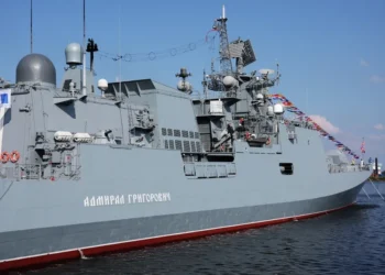 Российский фрегат сделал предупредительные выстрелы в сторону британской яхты в Ла-Манше