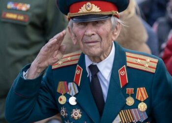 Василий Литвинов удостоен звания Почётного жителя Кишинёва