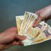 Профсоюзы опасаются, что власти не выполнят своего обещания по реформе зарплат