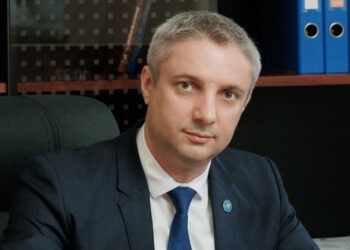 Сотрудница MoldATSA: Вангели брал “откаты” с зарплат и переплачивал любовницам