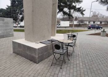 Кофейня на мемориале в Пересечино. Кощунство или обустройство?