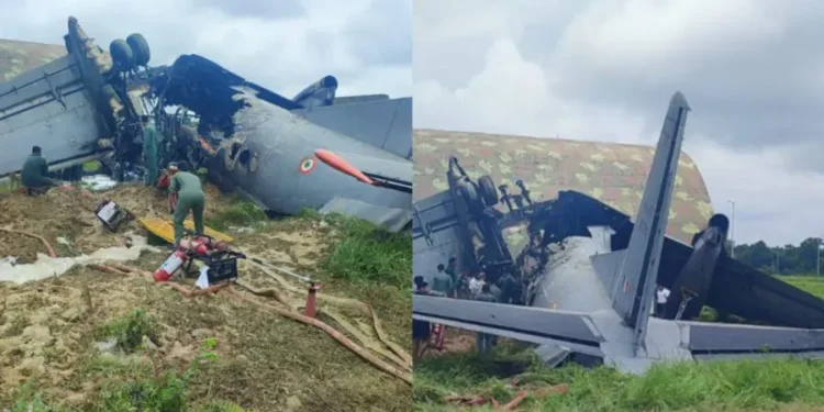Военный самолет Ан-32 разбился в Индии: погибли пять человек